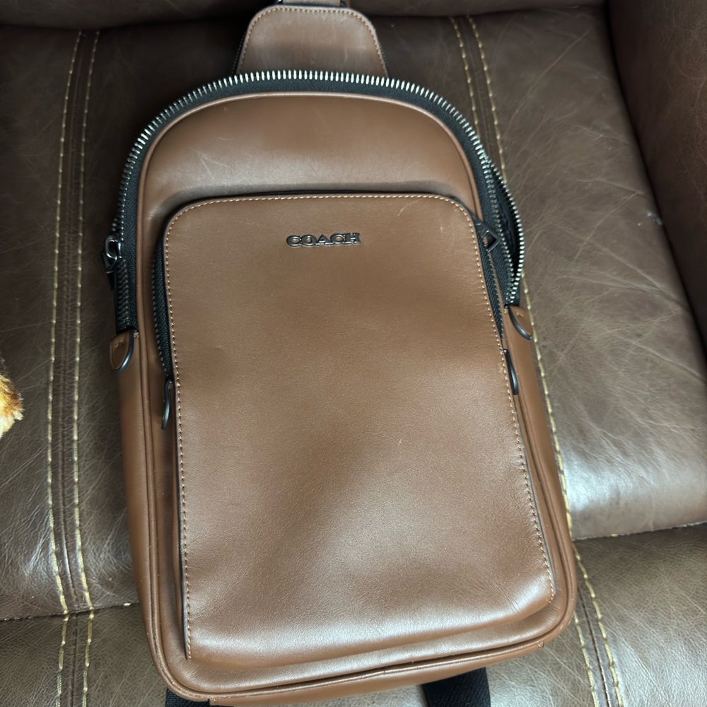 Coach Tan Leather Men's Bag - Picture 2 of 5